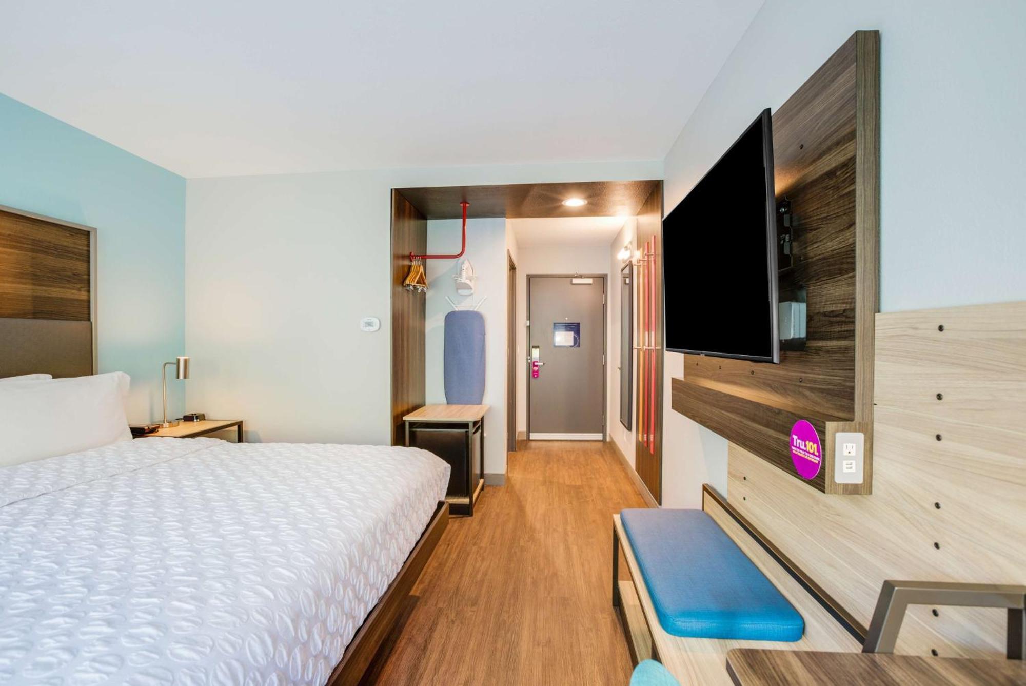 Tru By Hilton Saint Joseph Hotell Stevensville Exteriör bild