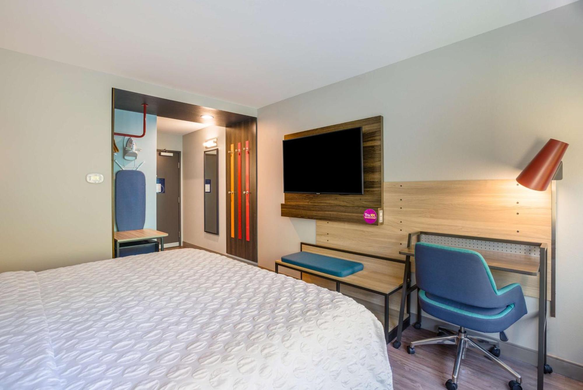 Tru By Hilton Saint Joseph Hotell Stevensville Exteriör bild