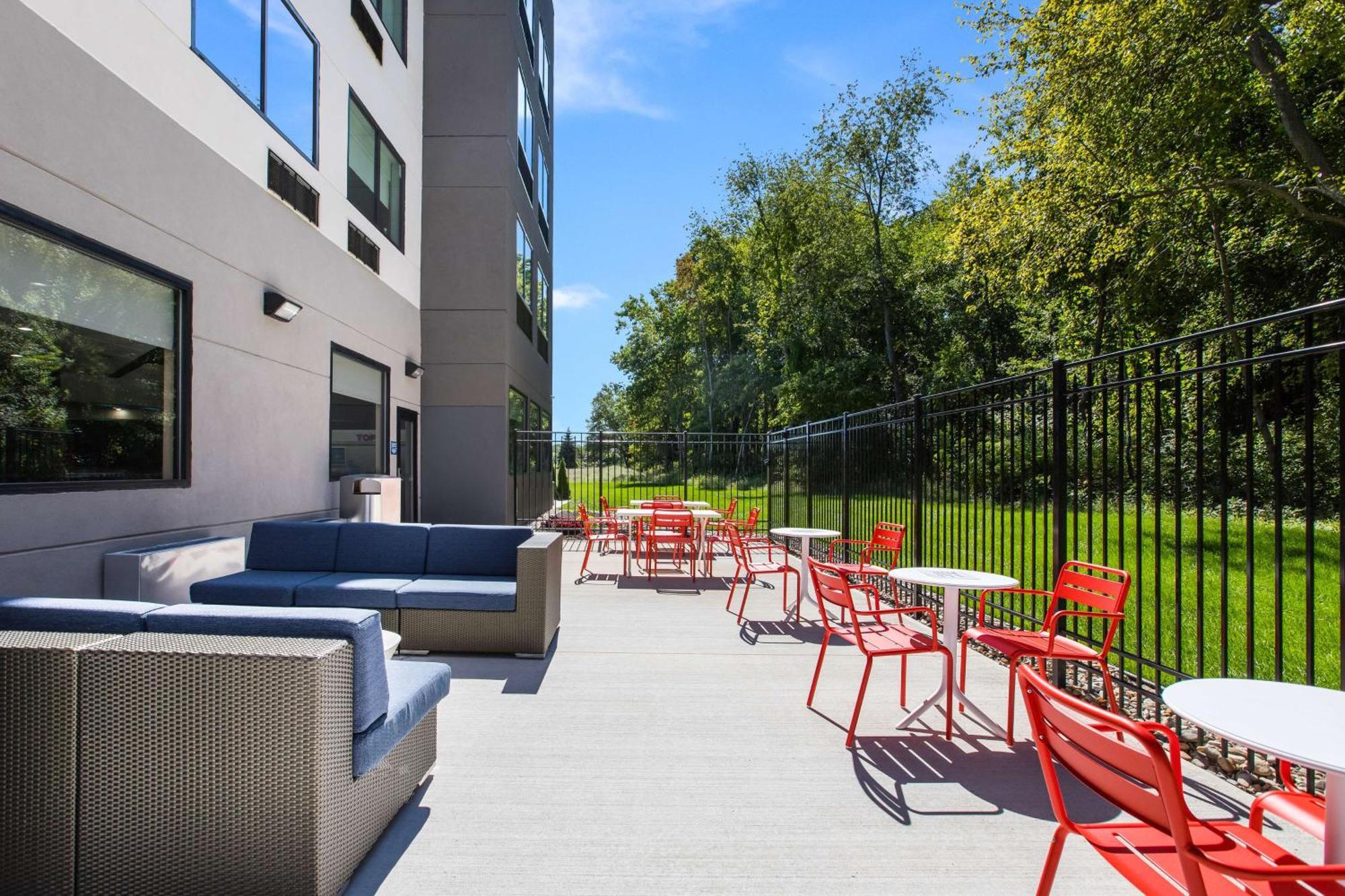 Tru By Hilton Saint Joseph Hotell Stevensville Exteriör bild